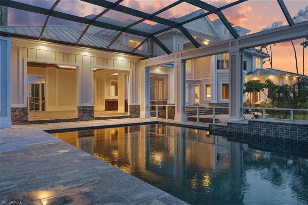 COACH HOUSE - Residential