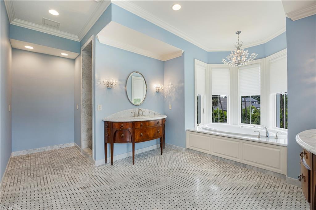 COACH HOUSE - Residential