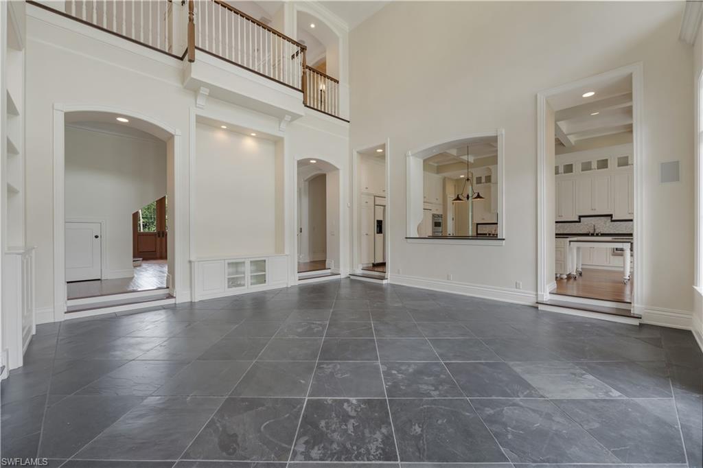 COACH HOUSE - Residential