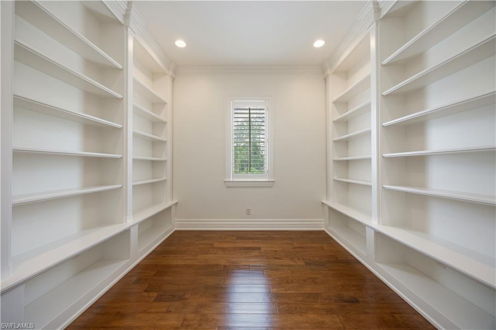 COACH HOUSE - Residential