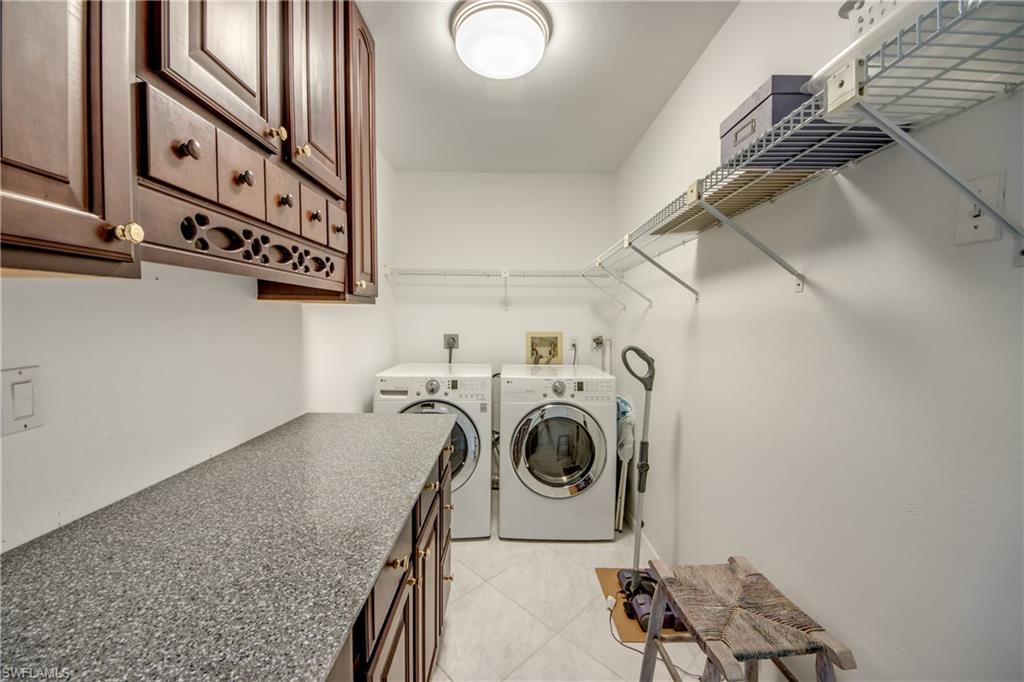 SABAL SPRINGS GOLF AND RACQUET CLUB - Residential