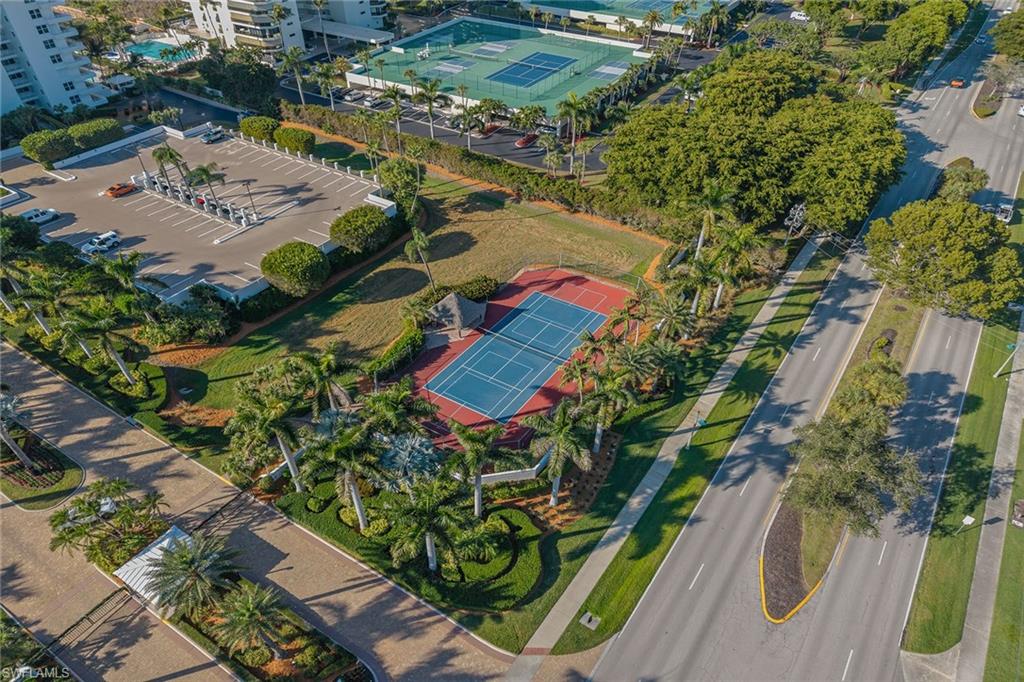 SOMERSET OF MARCO ISLAND - Residential