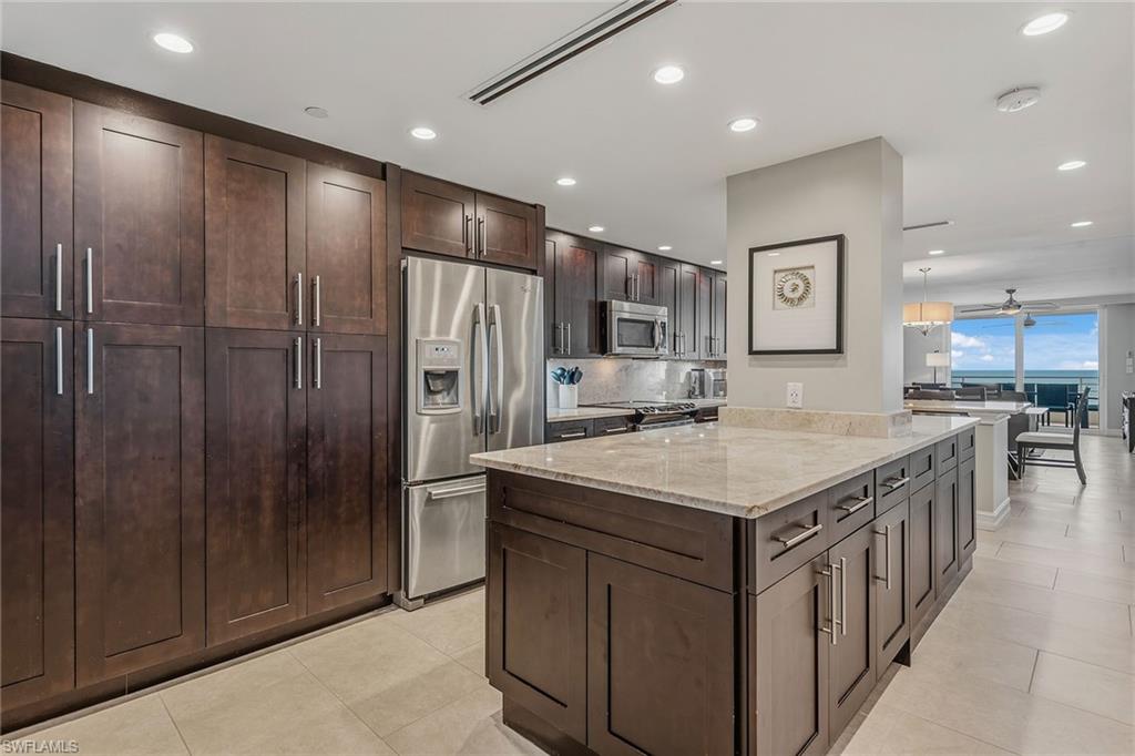 SOMERSET OF MARCO ISLAND - Residential