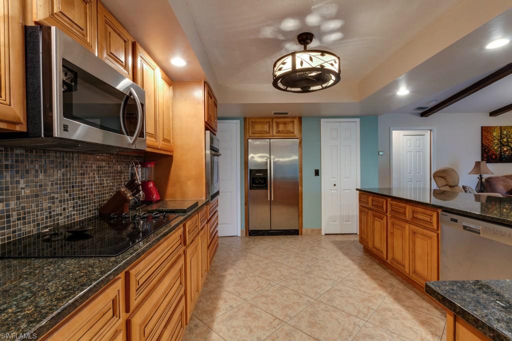 LOCHMOOR - Residential