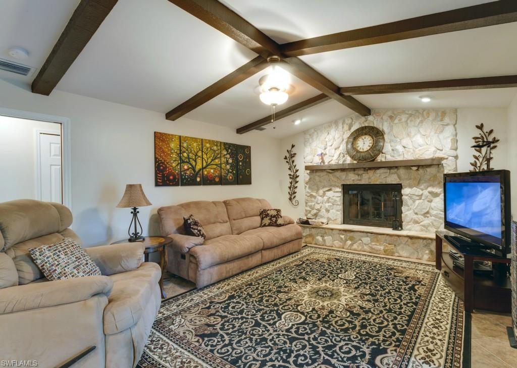 LOCHMOOR - Residential