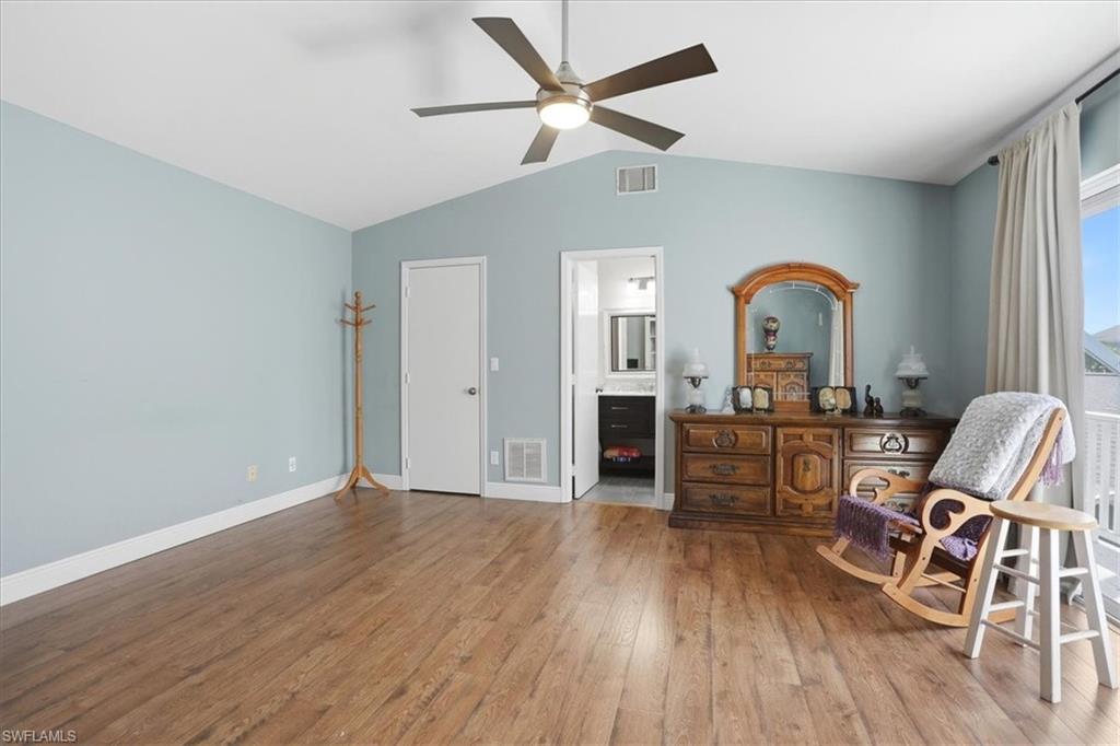 ENCLAVE - Residential