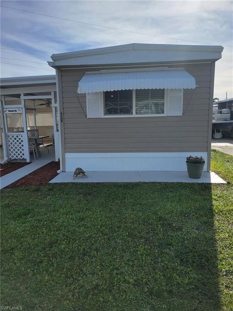 A home in ESTERO