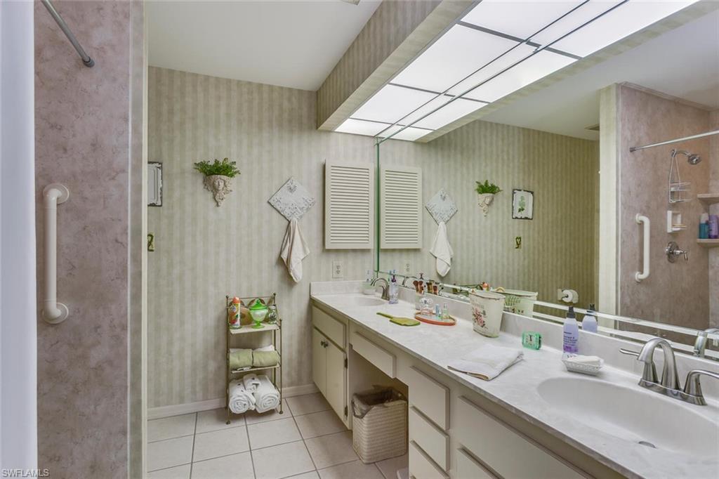 BRISTOL SQUARE - Residential