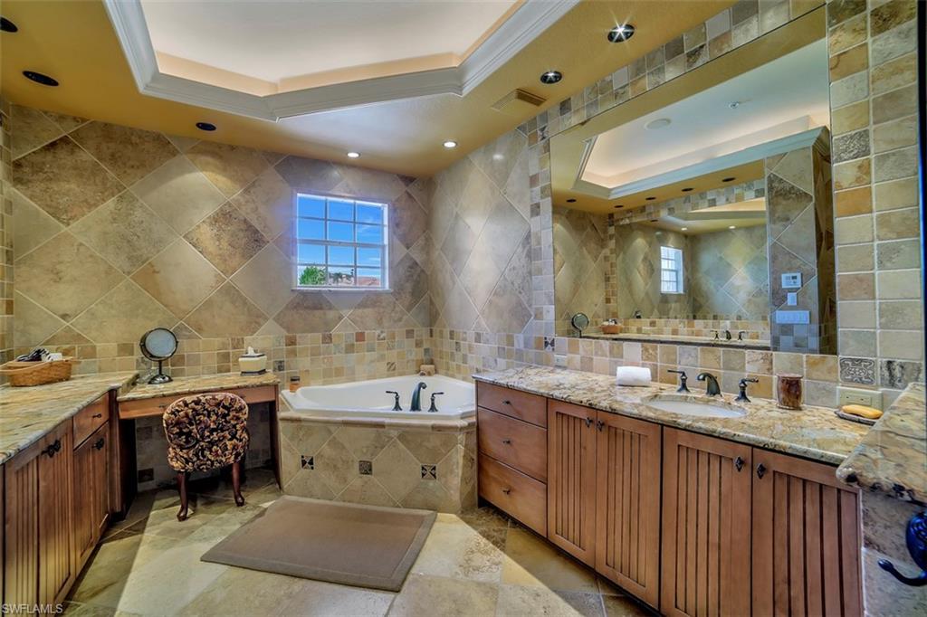 QUARTZ COVE - Residential