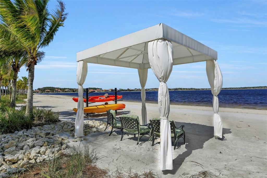 QUARTZ COVE - Residential