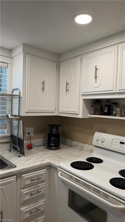 SEVEN LAKES - Residential