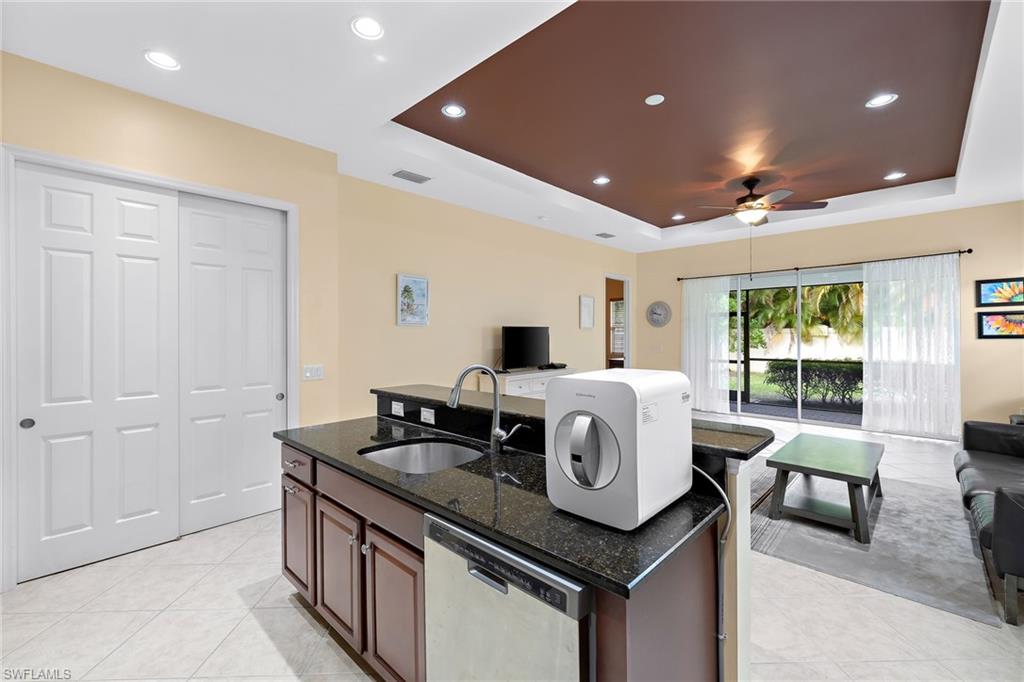 MANCHESTER SQUARE - Residential