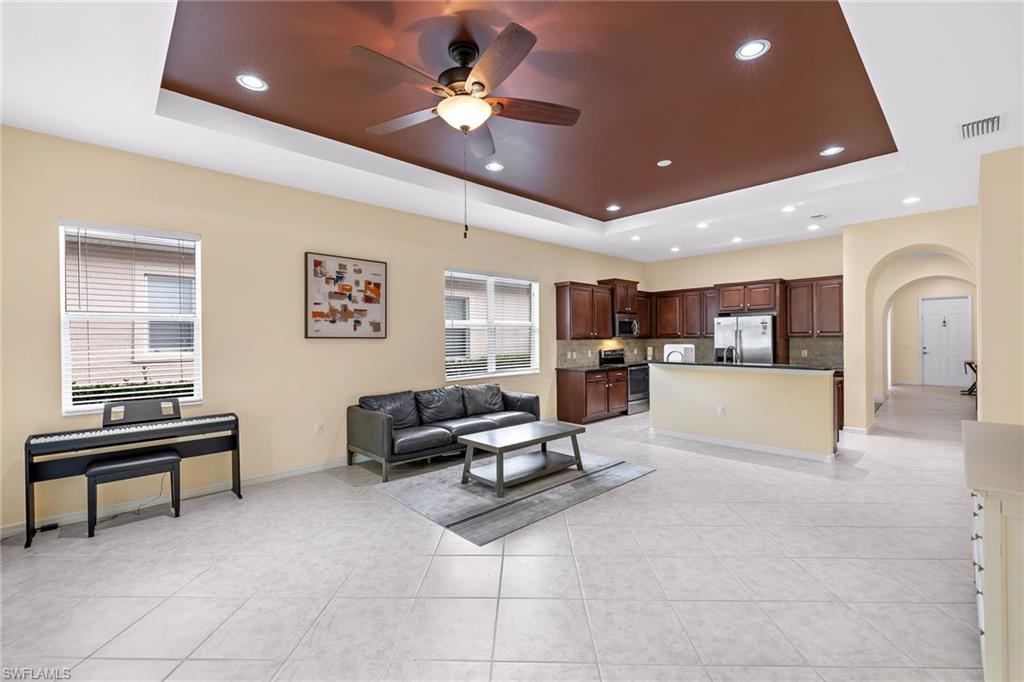 MANCHESTER SQUARE - Residential