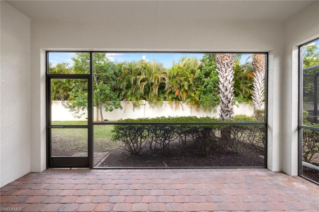 MANCHESTER SQUARE - Residential