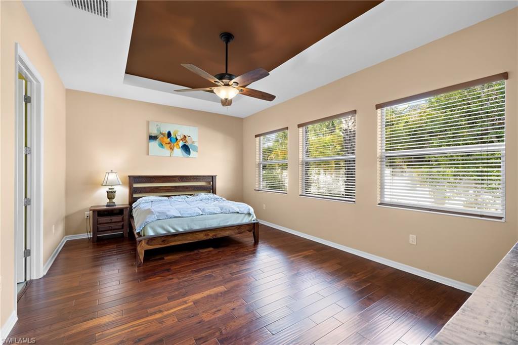 MANCHESTER SQUARE - Residential