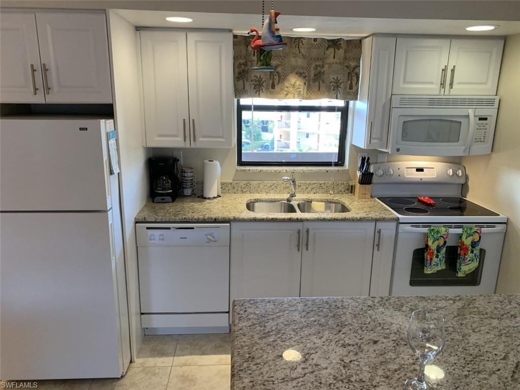 ANGLERS COVE - Residential