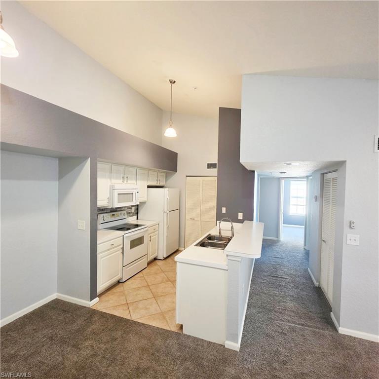 THE RESIDENCE - Residential