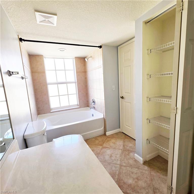 THE RESIDENCE - Residential