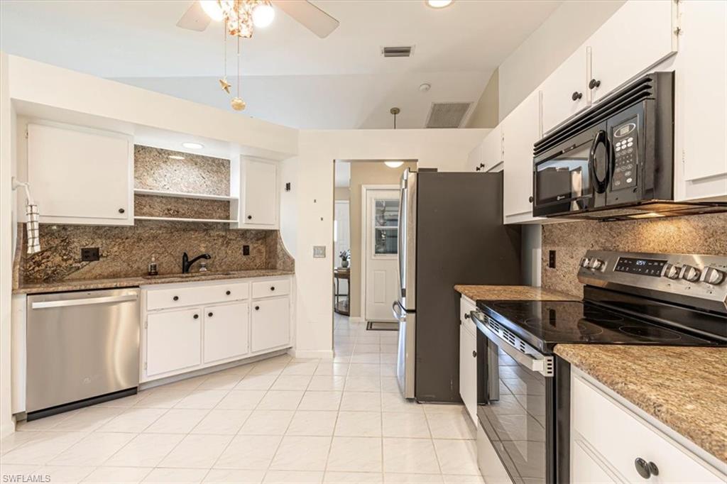 RIVIERA GOLF ESTATES - Residential