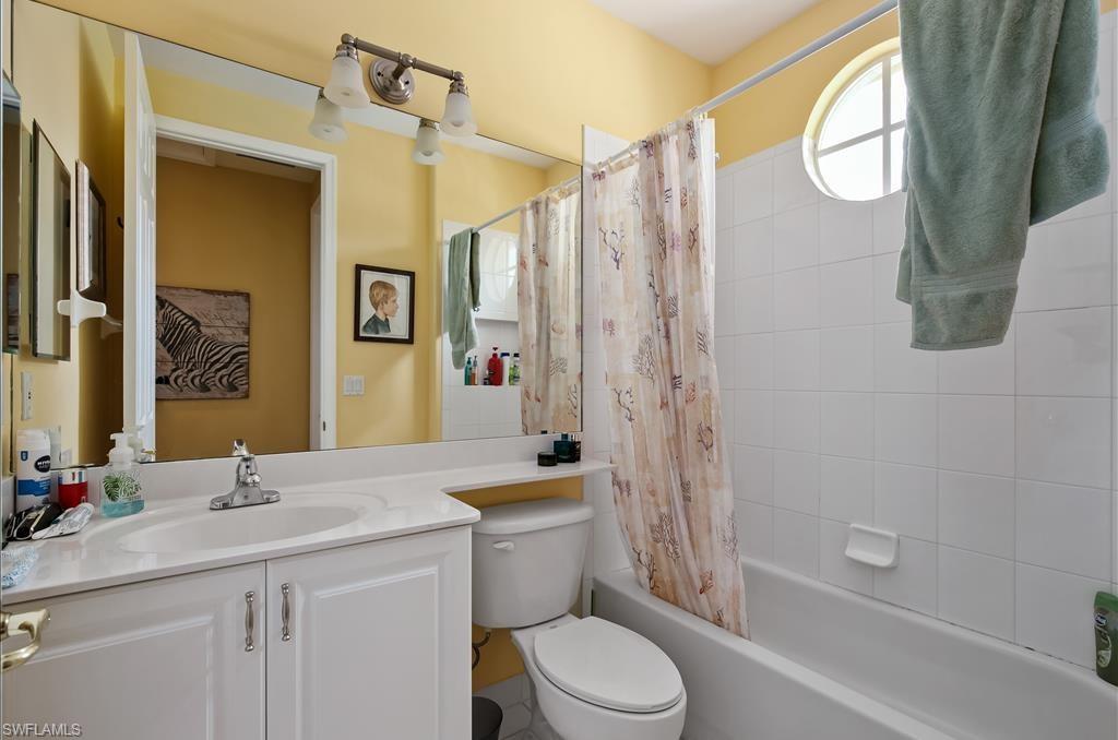 SATURNIA LAKES - Residential