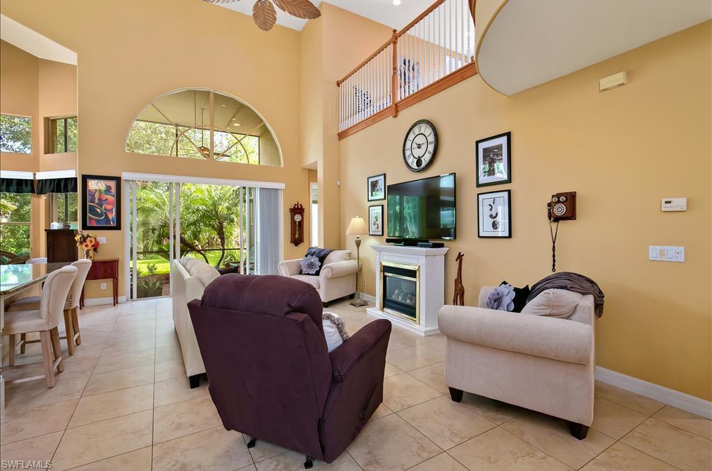 SATURNIA LAKES - Residential