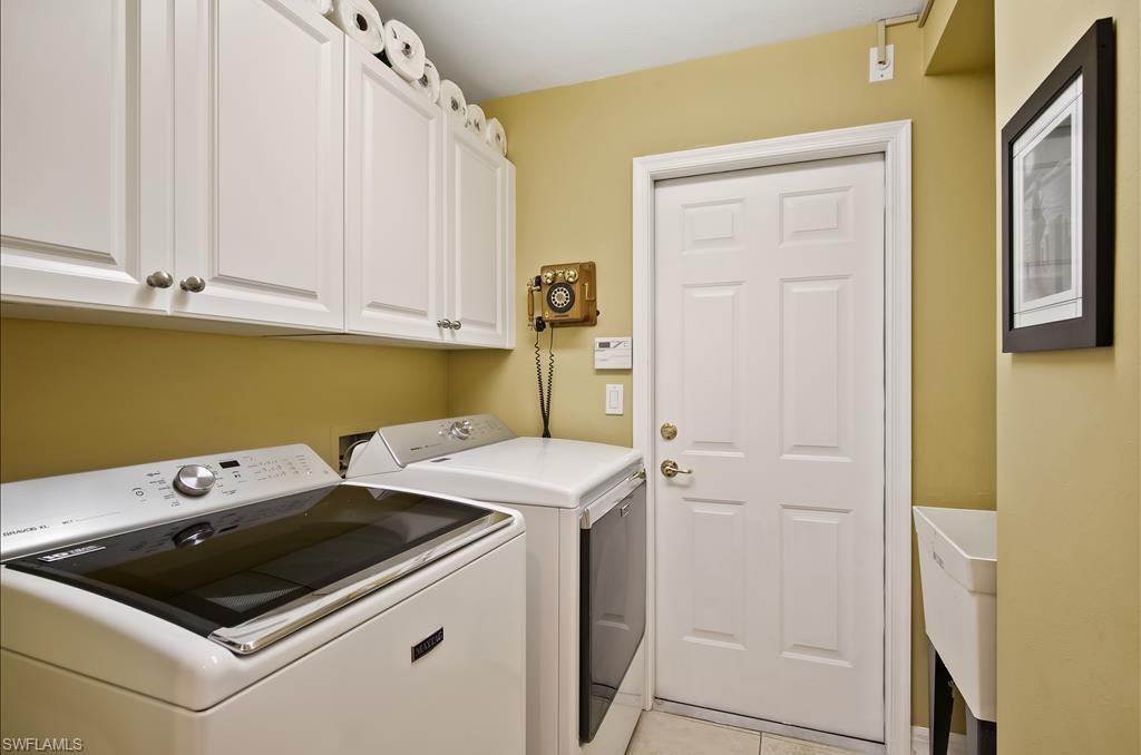 SATURNIA LAKES - Residential