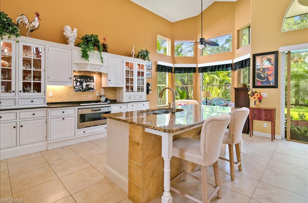 SATURNIA LAKES - Residential