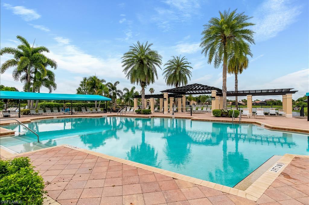 SATURNIA LAKES - Residential