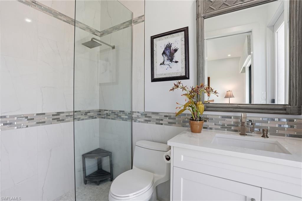 THE CAYS - Residential