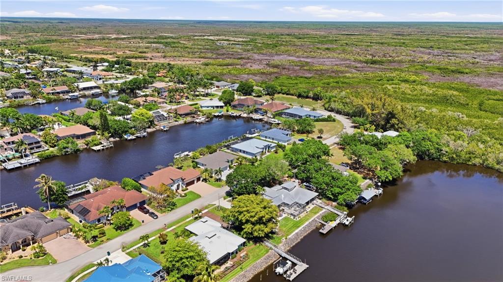 THE CAYS - Residential