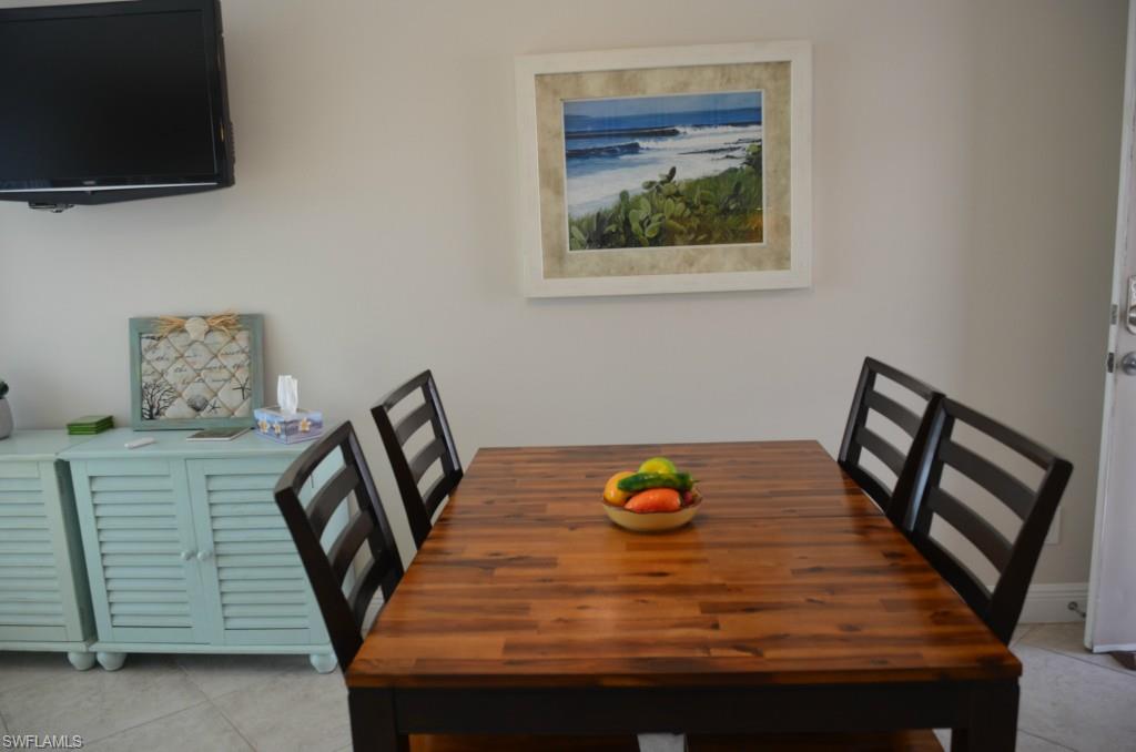 BEACH AND TENNIS CLUB - Residential