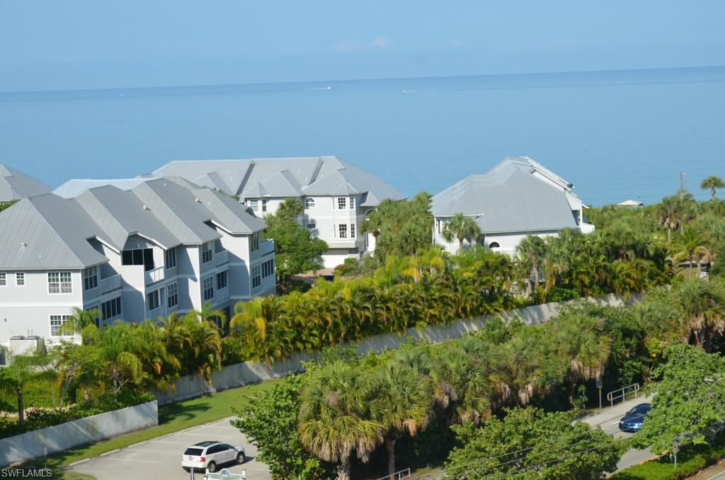 BEACH AND TENNIS CLUB - Residential