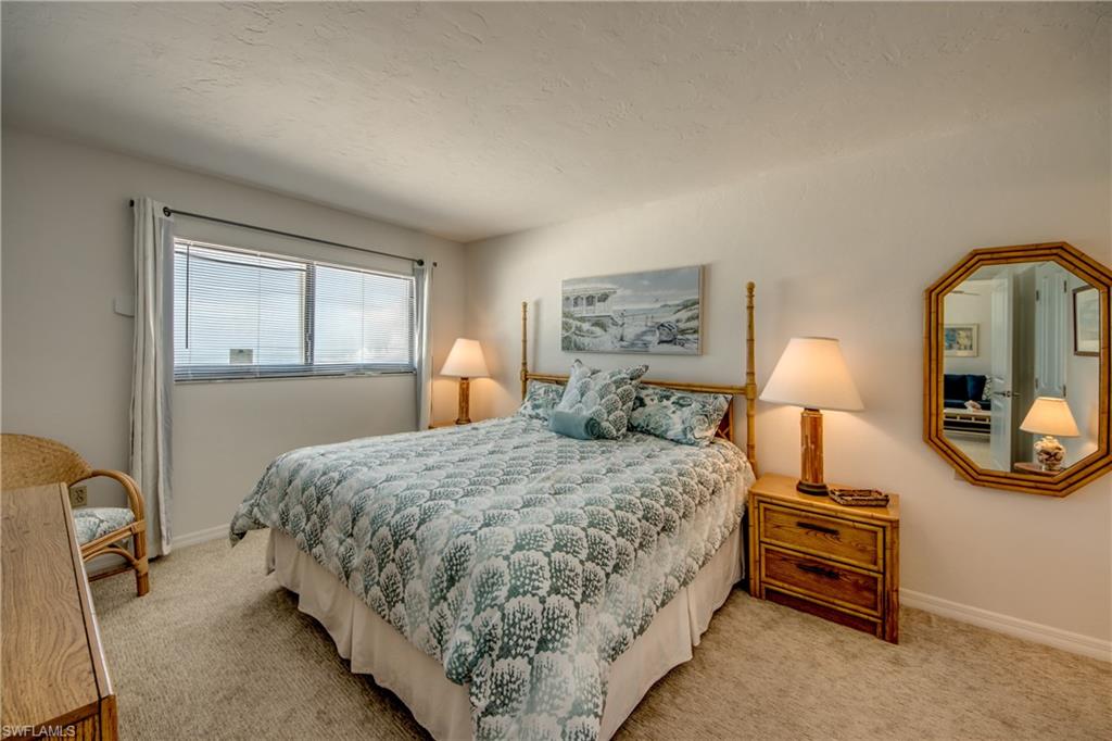 SUNSET CONDO - Residential