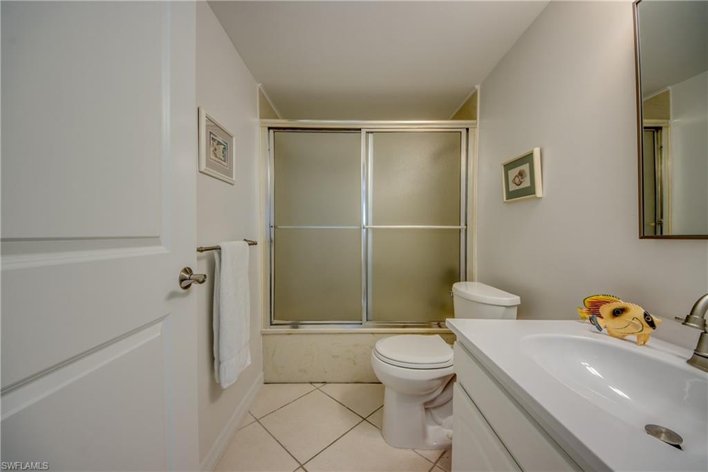 SUNSET CONDO - Residential