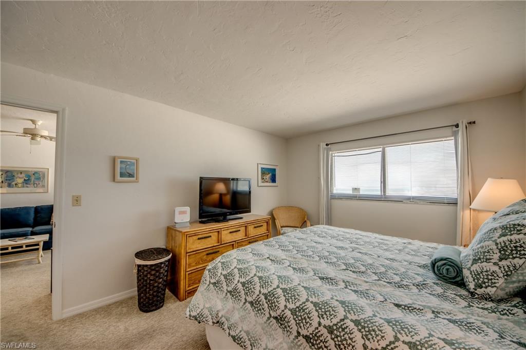 SUNSET CONDO - Residential