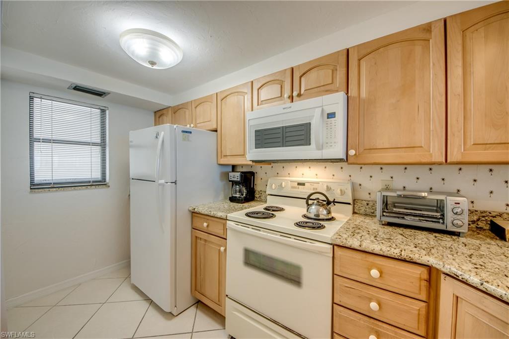 SUNSET CONDO - Residential
