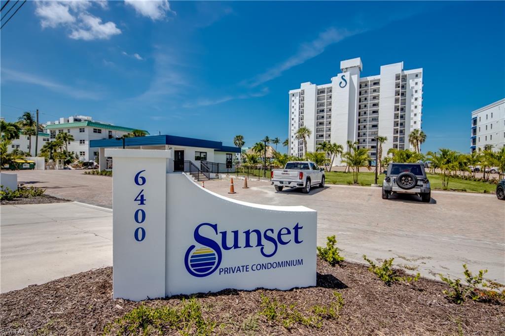 SUNSET CONDO - Residential
