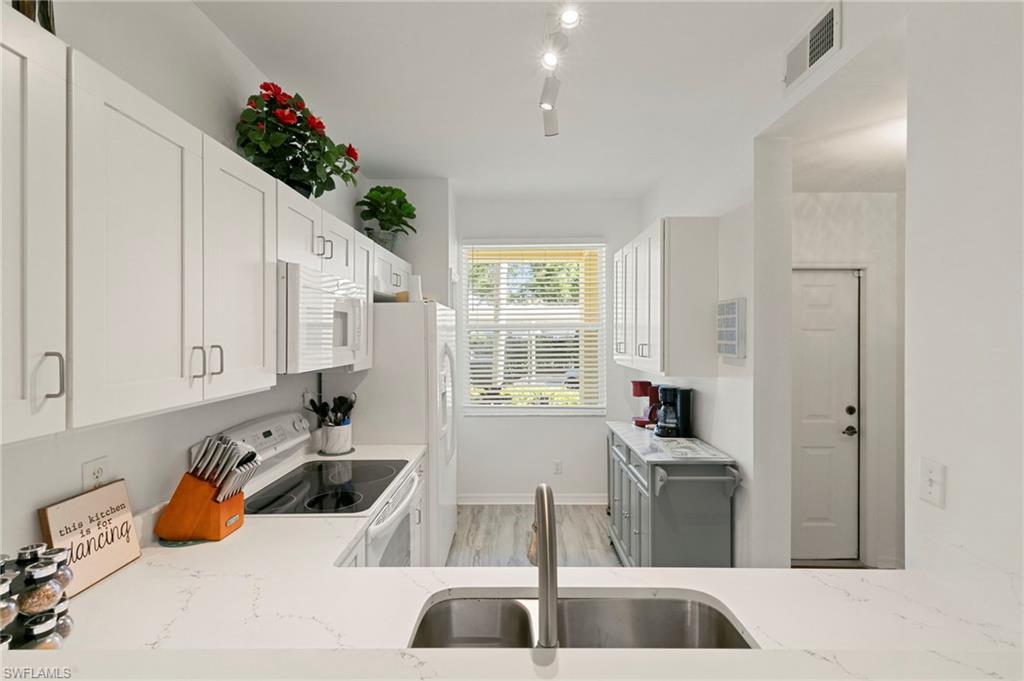 1366 Mainsail DR 1515