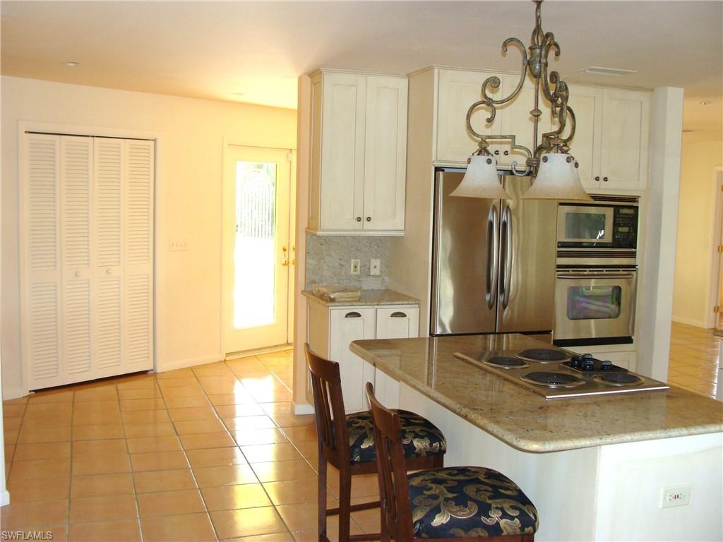 AQUALANE SHORES - Residential