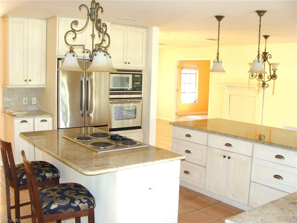 AQUALANE SHORES - Residential