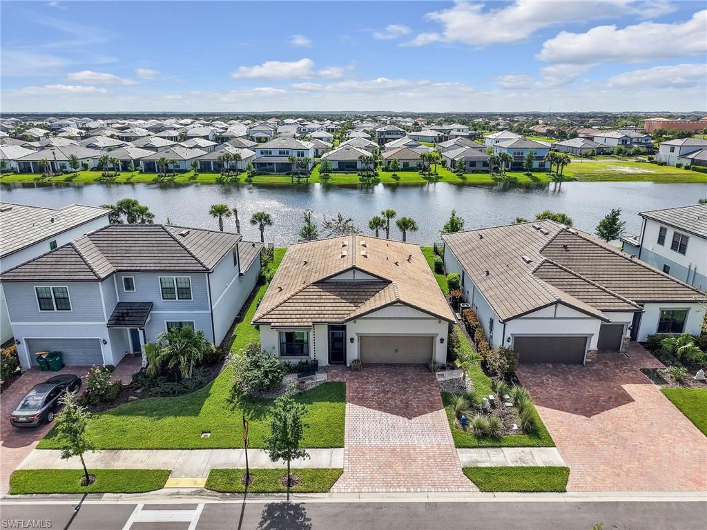 AVALON PARK - Residential