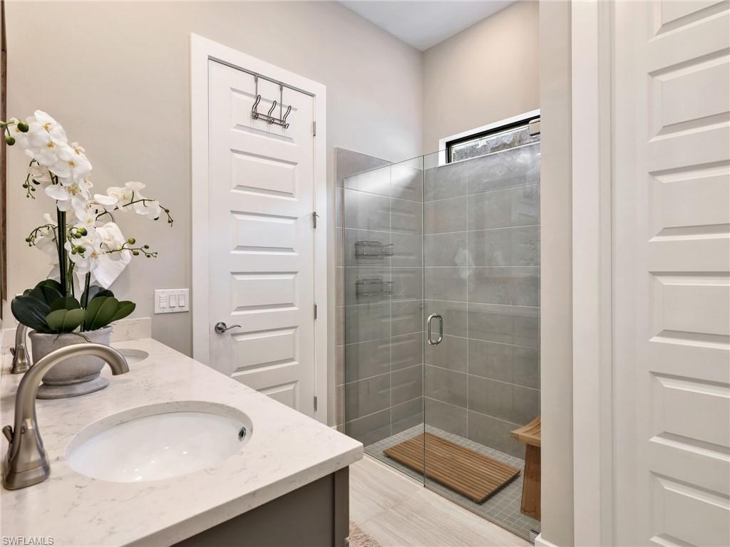 AVALON PARK - Residential