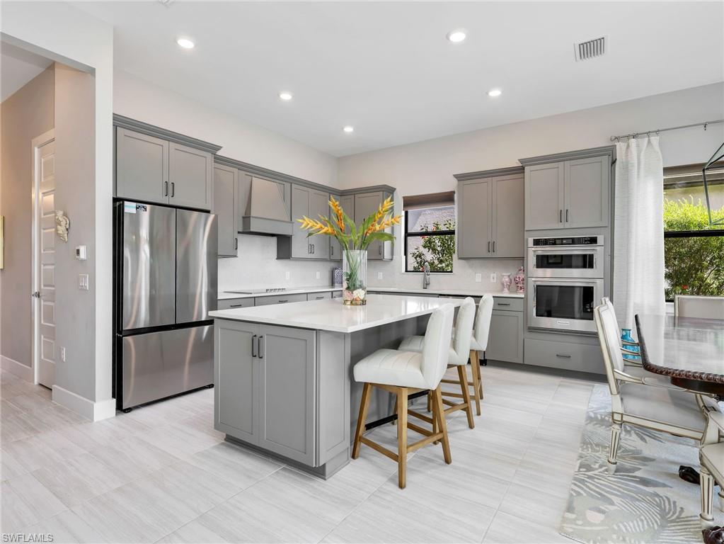 AVALON PARK - Residential