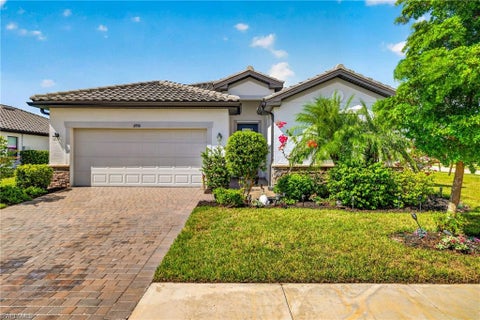 Photo of 11550 Shady Palm WAY, FORT MYERS, FL 33913 (MLS # 226034296)