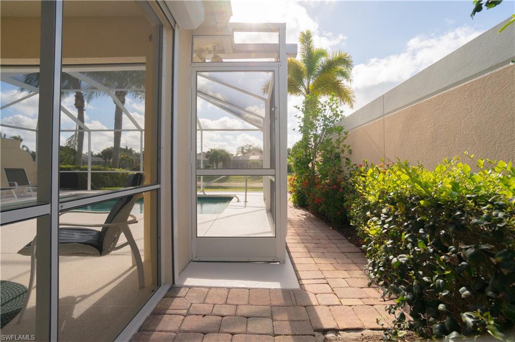 ISLAND WALK - Residential