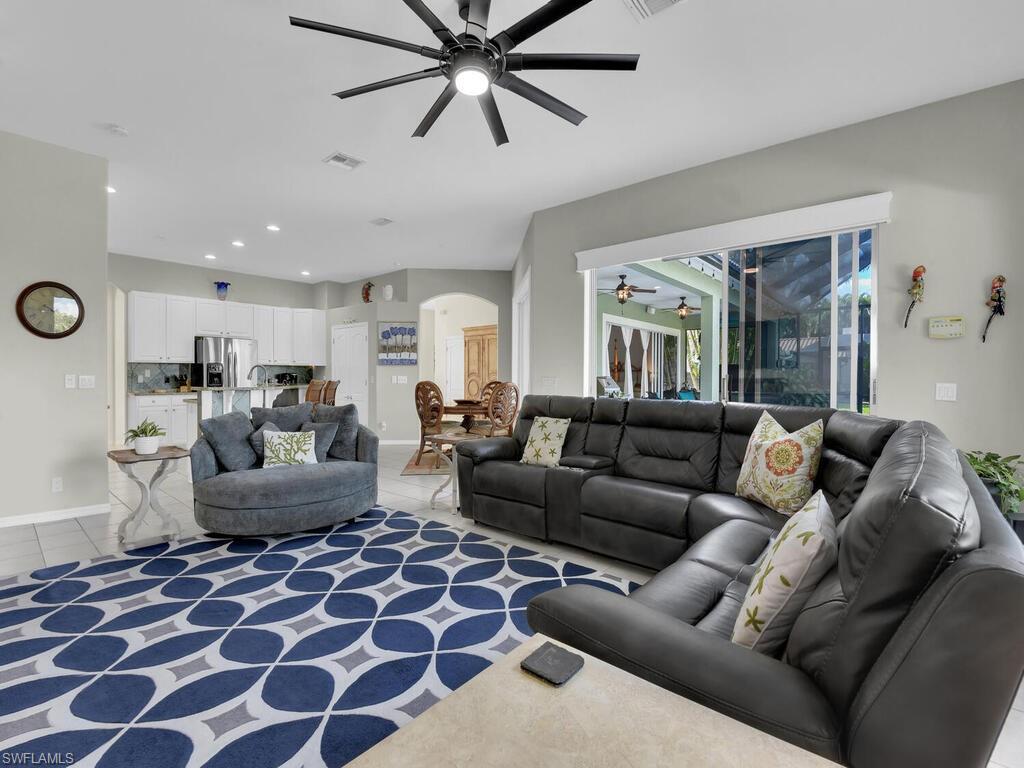 FIDDLESTICKS COUNTRY CLUB - Residential