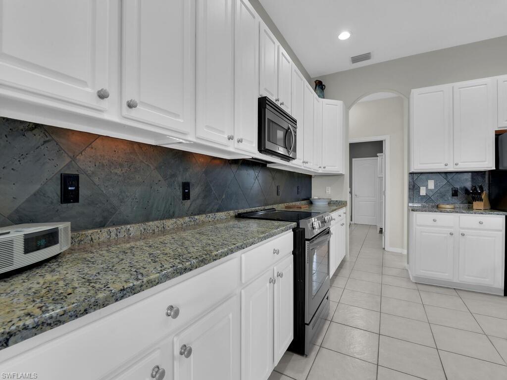 FIDDLESTICKS COUNTRY CLUB - Residential