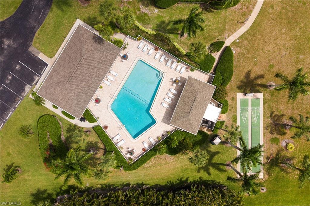 COMMODORE CLUB - Residential