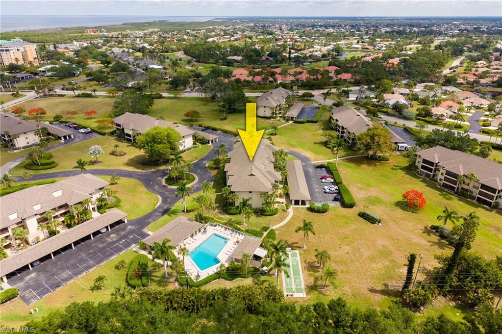 COMMODORE CLUB - Residential