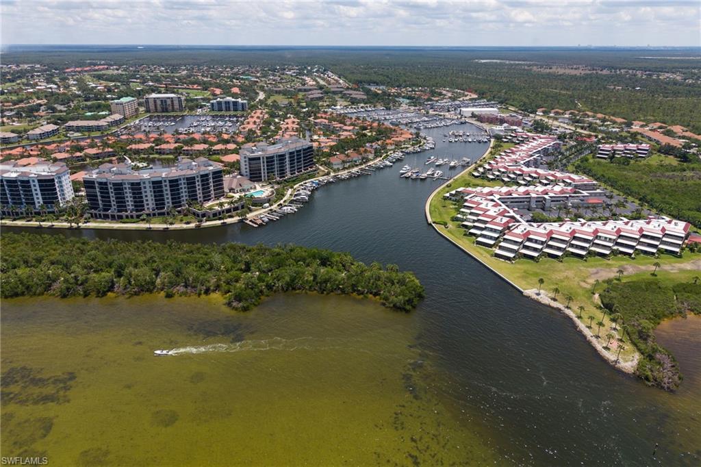 COMMODORE CLUB - Residential